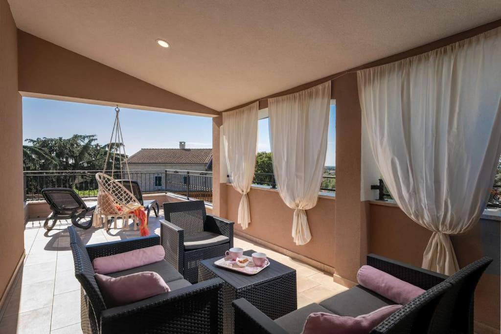 Kukci Villa Corinna מראה חיצוני תמונה