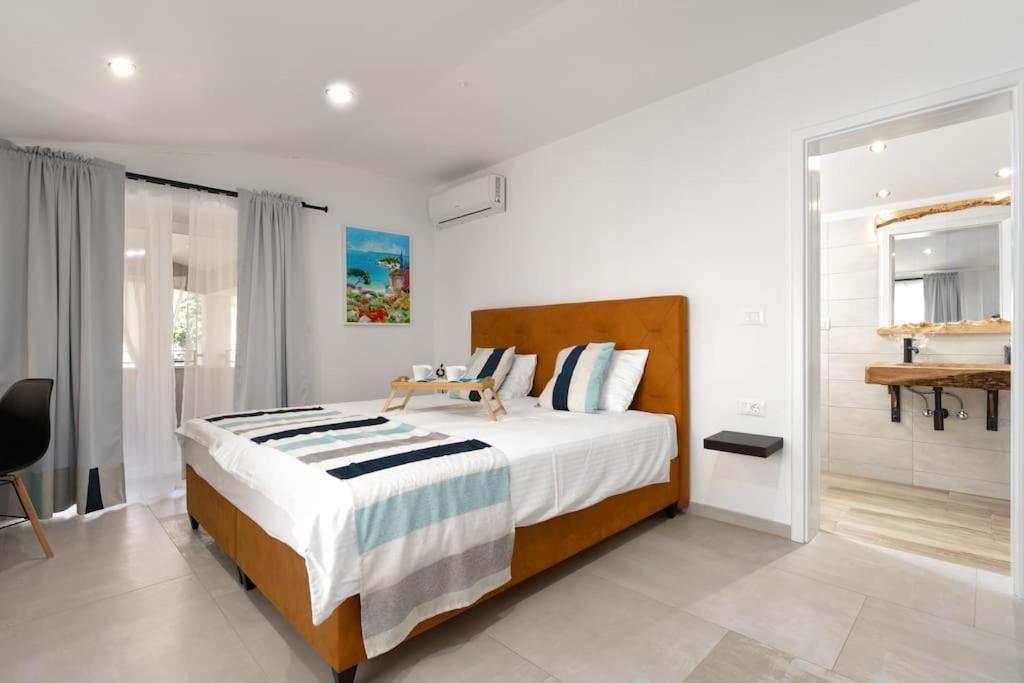 Kukci Villa Corinna מראה חיצוני תמונה