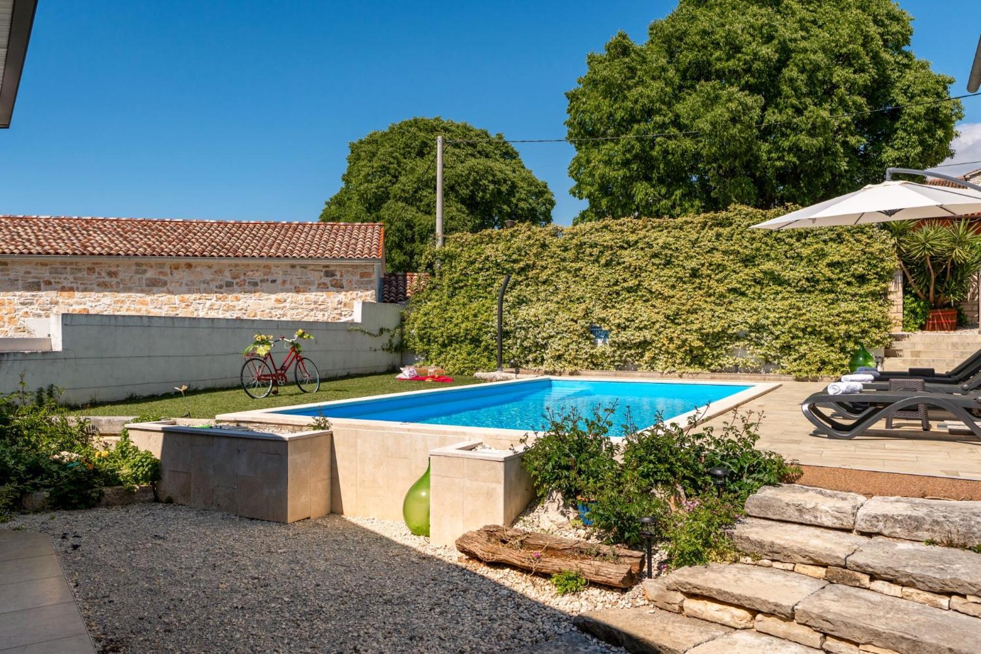 Kukci Villa Corinna מראה חיצוני תמונה